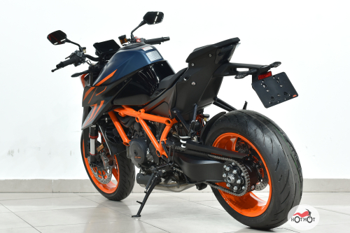 Мотоцикл KTM 1290 Super Duke R 2022, Синий фото 8