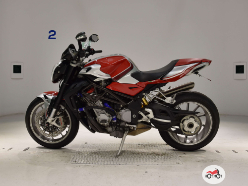 Мотоцикл MV AGUSTA BRUTALE 1090 2015, Красный