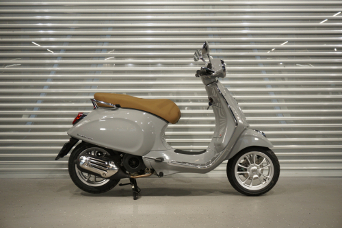 Скутер VESPA Primavera 2023, СЕРЫЙ