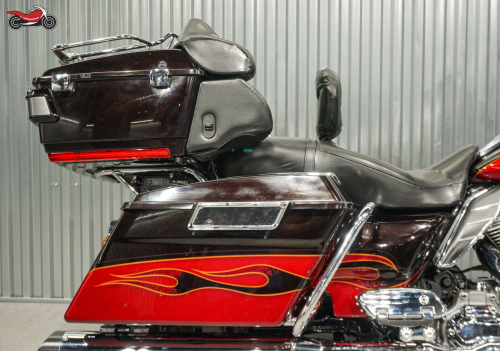 Мотоцикл Harley-Davidson CVO 2011, КРАСНЫЙ фото 9