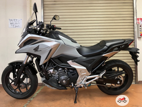Мотоцикл HONDA NC 750X 2023, серый