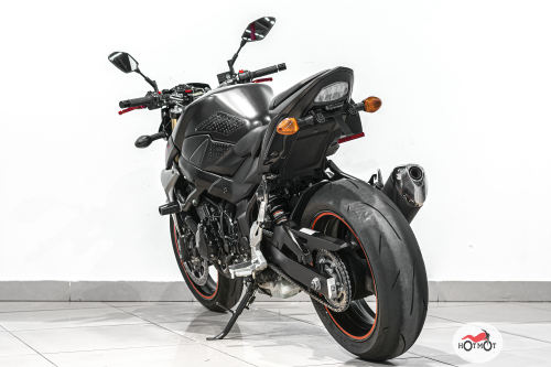 Мотоцикл SUZUKI GSR 750 2015, ЧЕРНЫЙ фото 8
