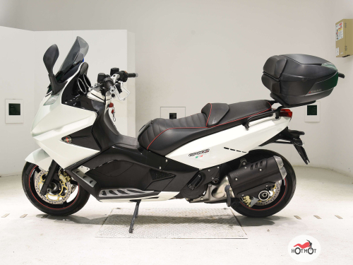 Скутер GILERA GP800 2013, Белый