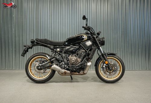 Мотоцикл Yamaha XSR700 2023, ЧЕРНЫЙ