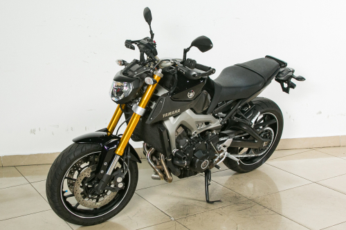 Мотоцикл YAMAHA MT-09 (FZ-09) 2014, ФИОЛЕТОВЫЙ фото 4