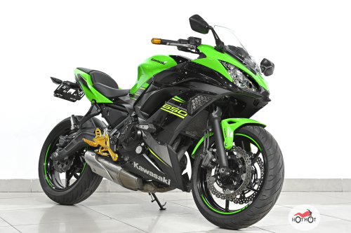 Мотоцикл KAWASAKI Ninja 650  2018, Зеленый