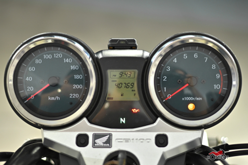 Мотоцикл HONDA CB 1100 2010, Белый фото 9