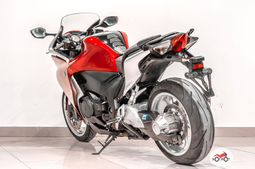 Мотоцикл HONDA VFR 1200  2012, Красный фото 8