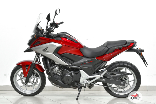 Мотоцикл HONDA NC 750X 2016, Красный фото 4