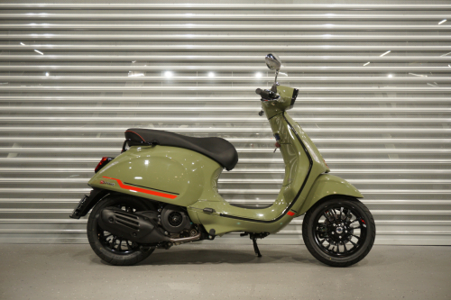 Скутер VESPA Sprint 2022, ЗЕЛЕНЫЙ