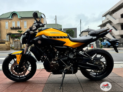 Мотоцикл YAMAHA MT-07 (FZ-07) 2016, желтый