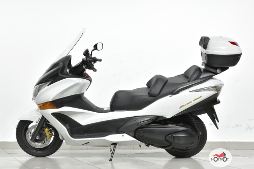 Скутер HONDA SILVER WING 600 2011, белый фото 4