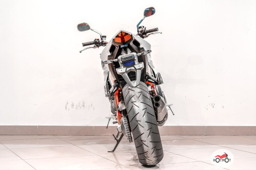 Мотоцикл HONDA CB 1000R 2016, Белый фото 6