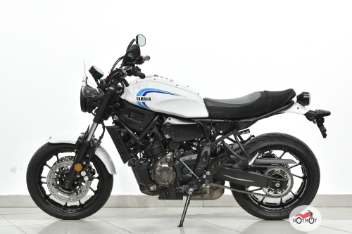 Мотоцикл YAMAHA XSR700 2022, Белый фото 4