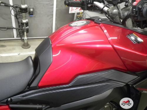 Мотоцикл YAMAHA MT-09 Tracer (FJ-09) 2015, Красный фото 10