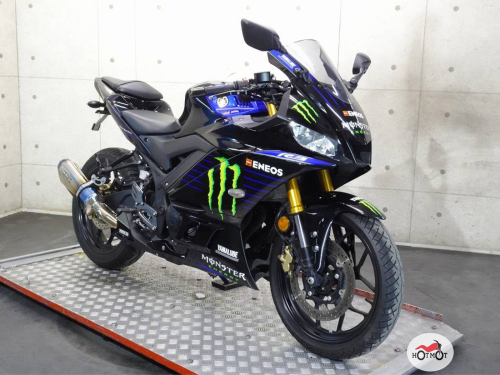Мотоцикл YAMAHA YZF-R3 2019, черный фото 8