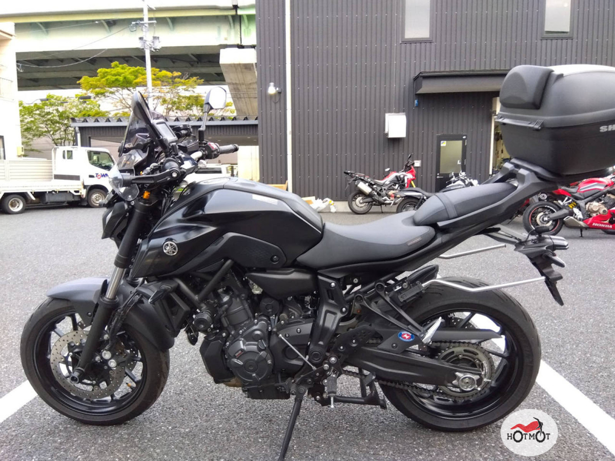 Купить Мотоцикл YAMAHA MT-07 (FZ-07) 2022, черный по лучшей цене с  доставкой - интернет магазин ХОТМОТ