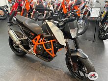 Мотоцикл KTM 690 Duke 2014, Белый