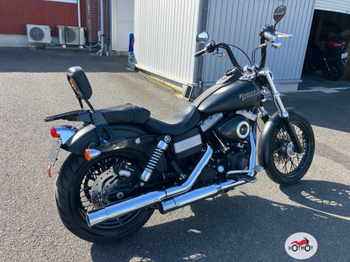 Мотоцикл HARLEY-DAVIDSON Street Bob 2010, черный фото 3