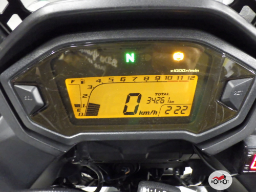 Мотоцикл HONDA 400XA 2016, Белый фото 7