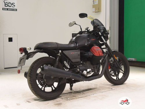 Мотоцикл MOTO GUZZI V 7 2018, черный фото 5