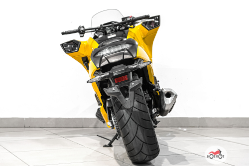 Мотоцикл HONDA NM4  2017, Жёлтый фото 6