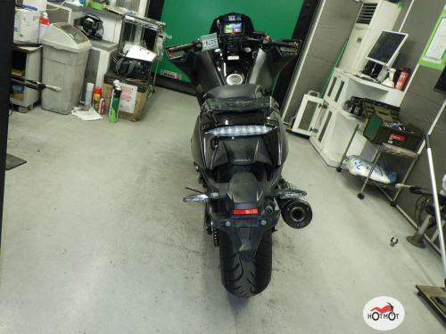 Мотоцикл HONDA NM4  2014, Черный фото 7