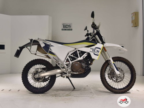 Мотоцикл Husqvarna 701 Enduro 2017, белый фото 2