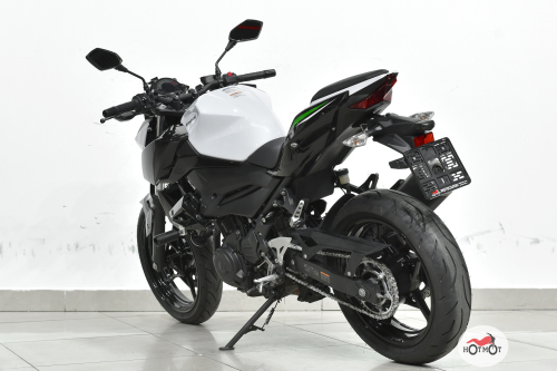 Мотоцикл KAWASAKI Z 400 2020, Белый фото 8