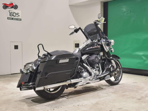 Мотоцикл Harley-Davidson Road King 2011, ЧЕРНЫЙ фото 5