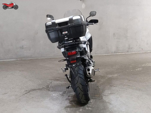 Мотоцикл HONDA VFR 800X (Crossrunner) 2017, БЕЛЫЙ фото 4