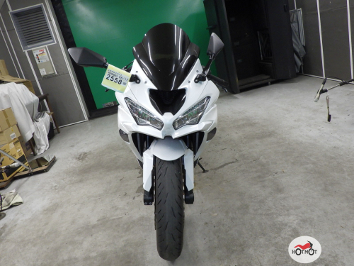 Мотоцикл KAWASAKI ZX-6 Ninja 2020, белый фото 7