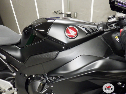 Мотоцикл HONDA CBR 1000 RR/RA Fireblade 2022, Черный фото 9