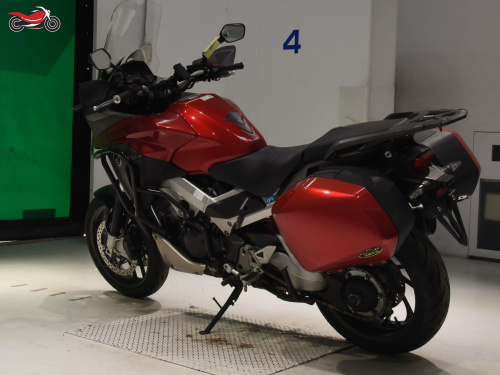 Мотоцикл HONDA VFR 800X (Crossrunner) 2016, КРАСНЫЙ фото 6