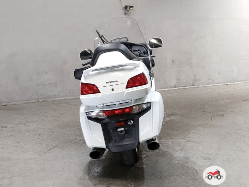 Мотоцикл HONDA GL 1800 2014, Белый фото 4