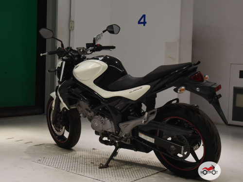 Мотоцикл SUZUKI SFV 650 GLADIUS 2013, БЕЛЫЙ фото 6