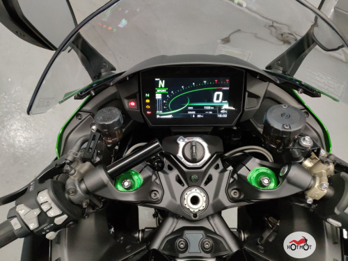 Мотоцикл KAWASAKI Ninja H2 SX 2023, Зеленый фото 5