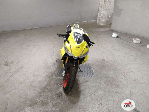 Мотоцикл APRILIA RS 660 2021, желтый фото 3