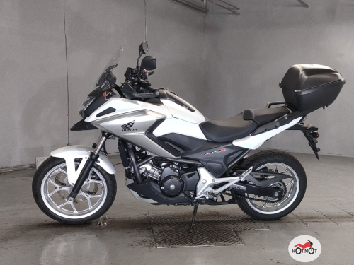 Мотоцикл HONDA NC 750X 2016, Белый