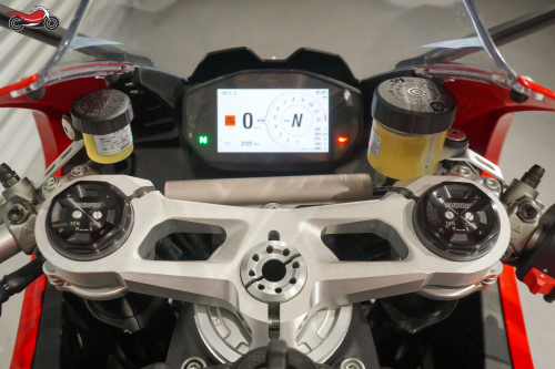 Мотоцикл Ducati Panigale V2 2020, КРАСНЫЙ фото 10