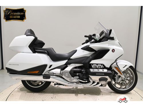 Мотоцикл HONDA GL 1800 2018, белый фото 2