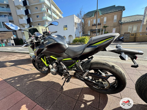 Мотоцикл KAWASAKI Z 650 2019, черный фото 10