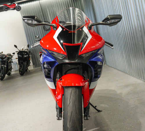 Мотоцикл HONDA CBR 1000 RR/RA Fireblade 2020, КРАСНЫЙ фото 12