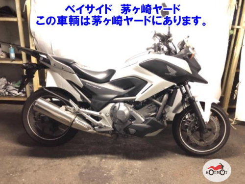 Мотоцикл HONDA NC 700X 2013, Белый фото 2