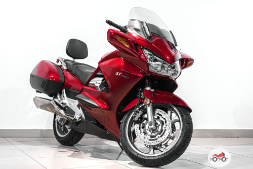 Мотоцикл HONDA ST 1300  2008, Красный