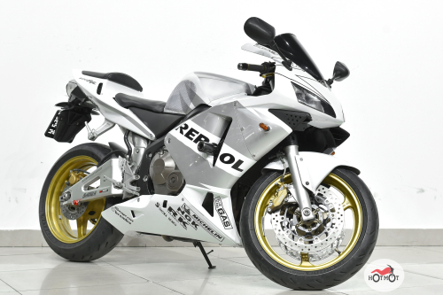 Мотоцикл HONDA CBR 600RR 2004, белый