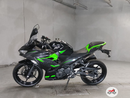 Мотоцикл KAWASAKI Ninja 400 2019, черный