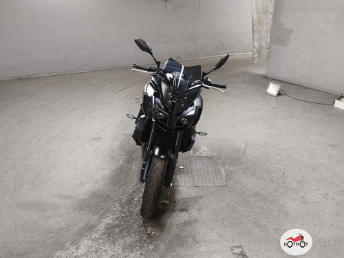 Мотоцикл YAMAHA MT-10 2017, черный фото 3