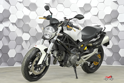 Мотоцикл DUCATI Monster 696 2011, Белый фото 2