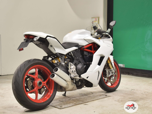 Мотоцикл DUCATI SuperSport 2018, белый фото 5